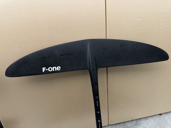 F-One - phantom S carbon 840