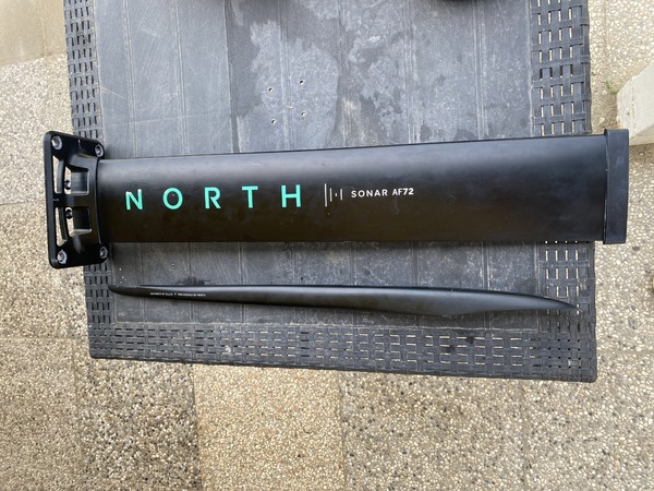 North - 72 cm 