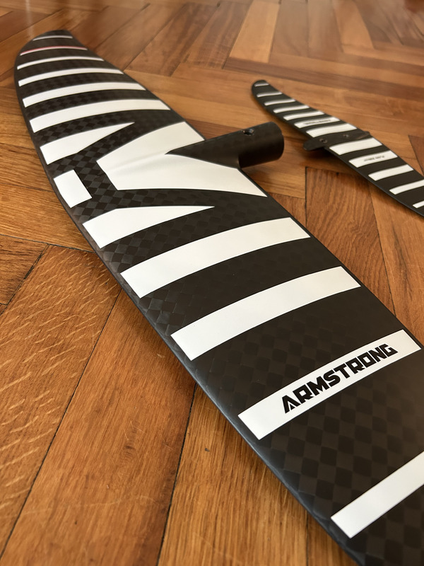 Armstrong - MA1225 e FLOW235