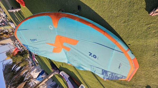 F-One - Strike CWC 7 mq