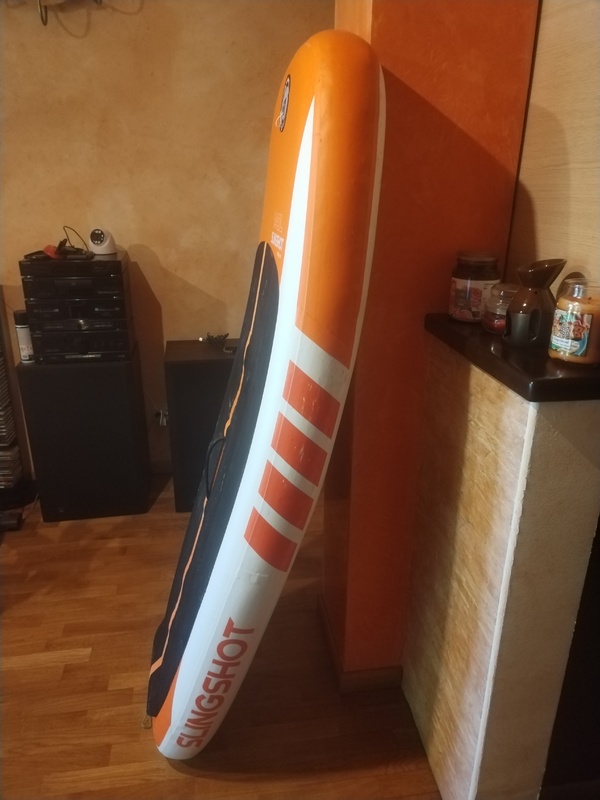 Slingshot - Flotteur 140 Litri