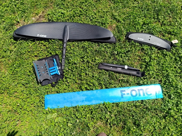 F-One - Phantom Carbon 1280 XS C275 Foil Set, Mast 95 Alu