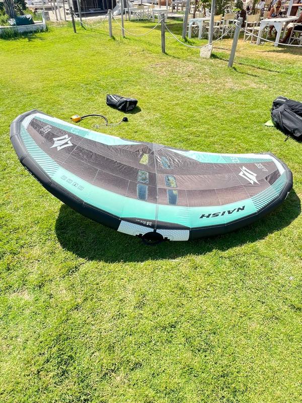 Naish - ADX 2025