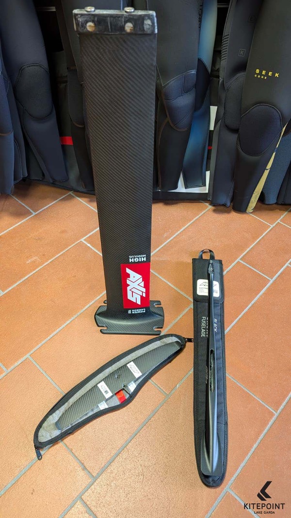 Axis - Mast HM 900
