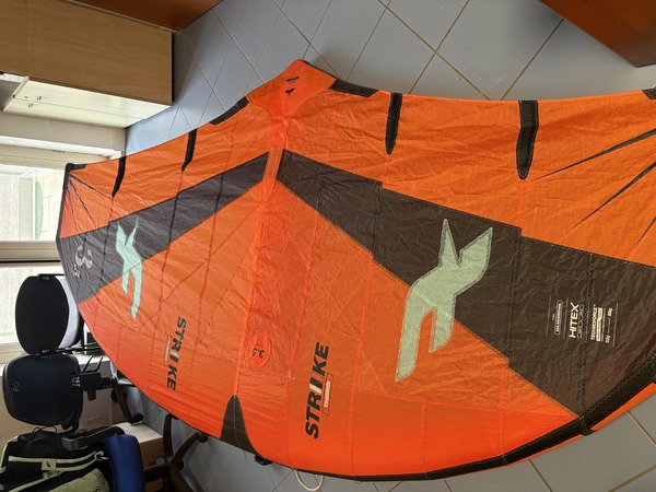 F-One - Strike V3