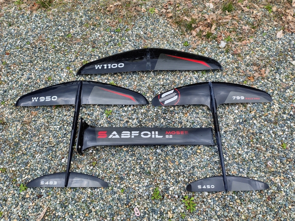 Sabfoil - Kit super completo di 3 ali, 2 stab, 2 fusoliere e un piantone 