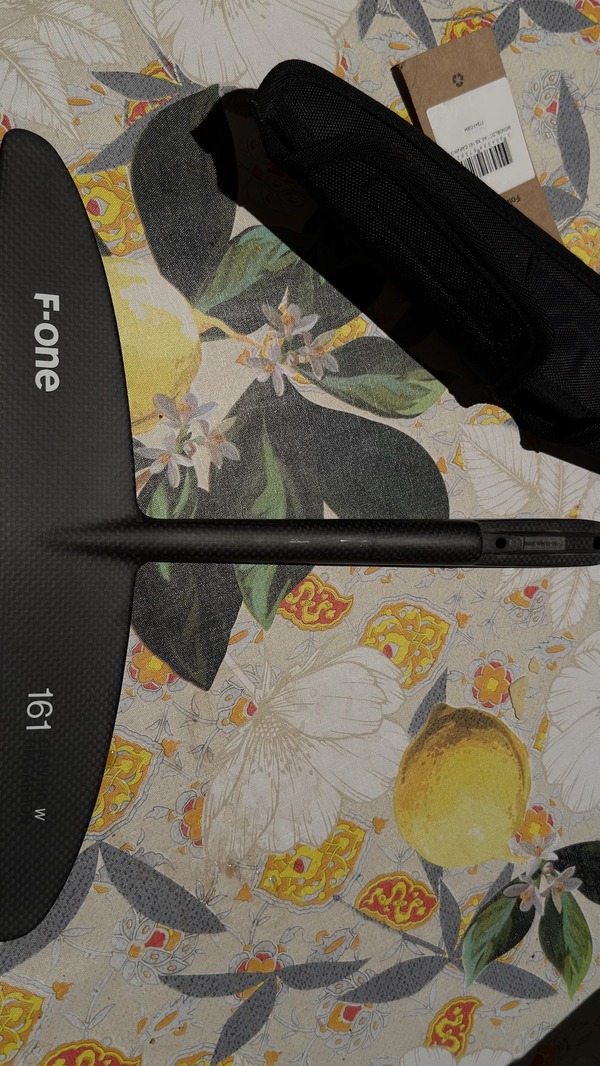 F-One - Sk8 V2 850 + Monobloc 161W