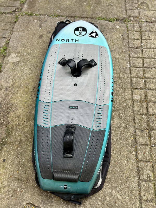 North - Swell 65 L        2025 