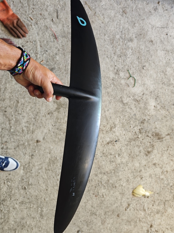 Gong - Front wing V3 Curve H xs