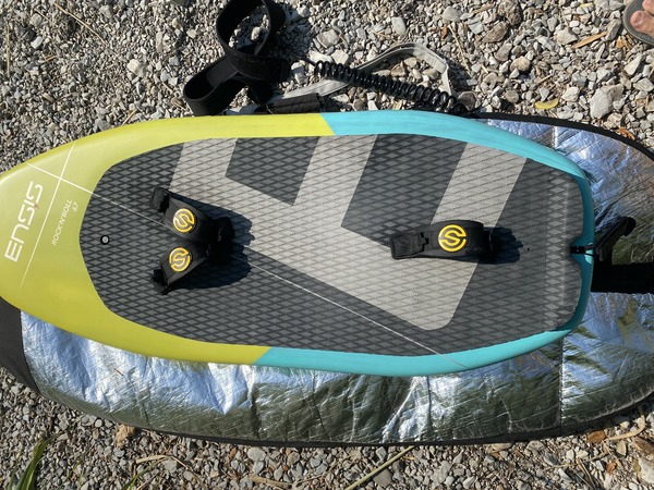 Ensis Watersports - Rock and roll