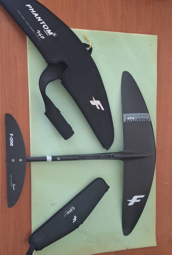 F-One - Phantom 940 S