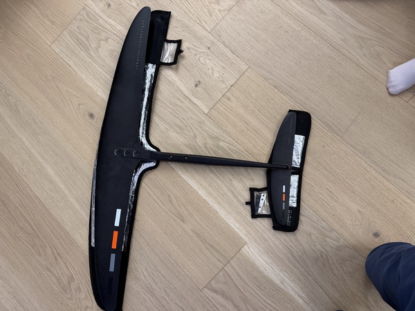 Rrd International - FLYING FISH 1050