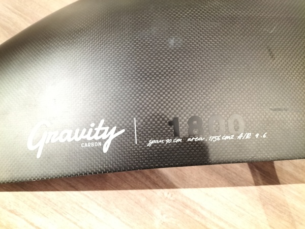 F-One - F-One Gravity 1800 Carbon  Front + Fuselage + Rear usato