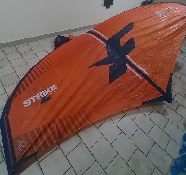 F-One - Strike V2 5.0