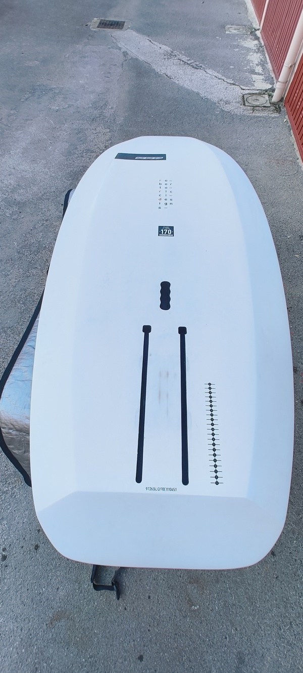 Rrd International - Beluga 170