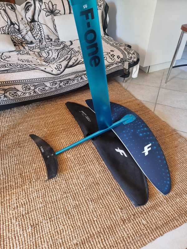 F-One - Gravity FCT 2200 