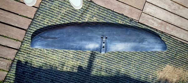 Axis - 2100