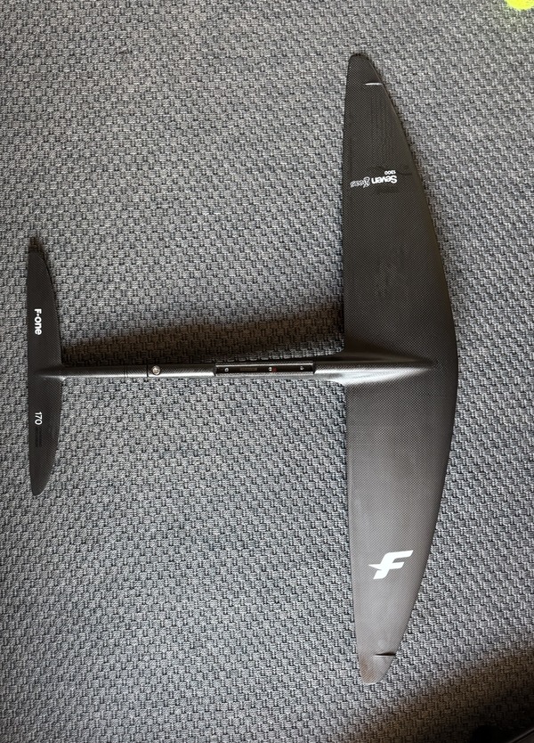 F-One - seven seas 1300
