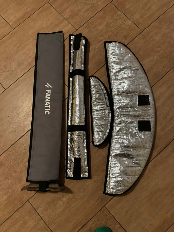 Fanatic - aero 1500 front/ 295 rear/ 900 mast  