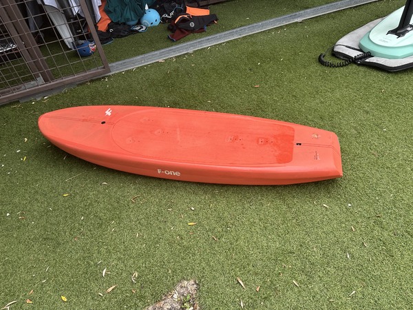 F-One - mid length 5,10