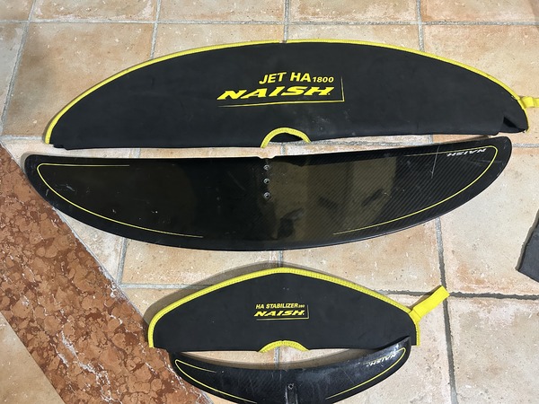 Naish - 1800 ha + stab 280