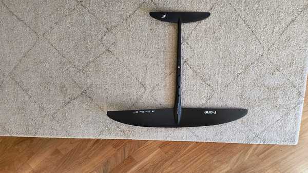 F-One - SK8 V2 850 + stab W161