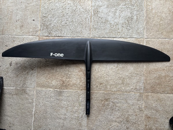 F-One - Eagle 1090 