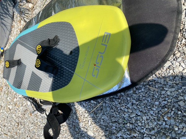 Ensis Watersports - Rock and roll