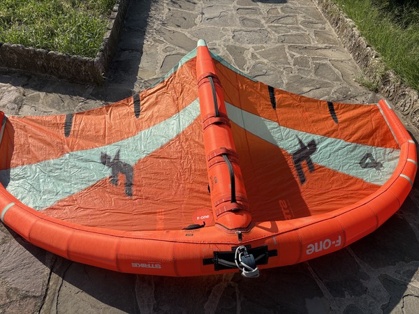 F-One - Strike V4 4m