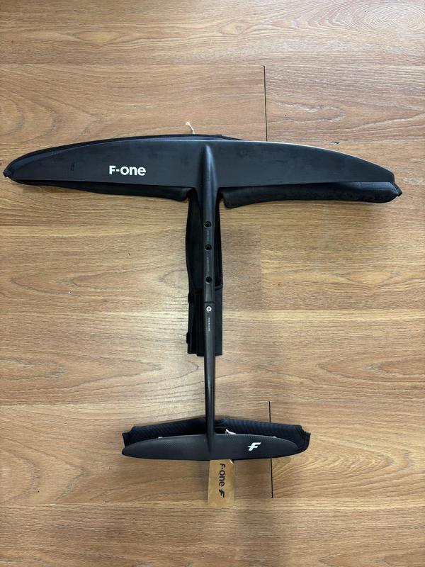 F-One - Eagle 690