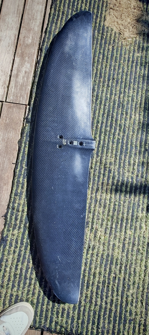 Axis - Front area 2100