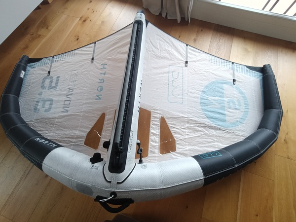 North - Nova Pro 2024. 3,5