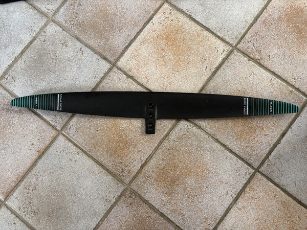 North - DW 750 