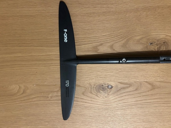 F-One - -One EAGLE 1090 + DW 170