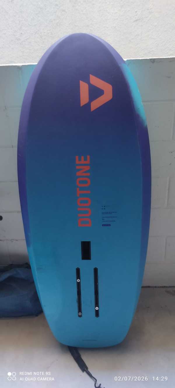 Duotone - sky free