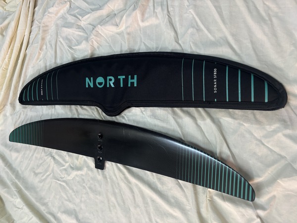 North - Sonar FS 830