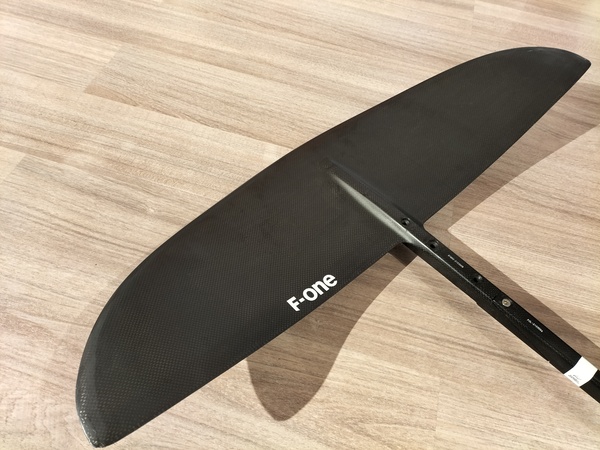 F-One - F-One Gravity 1800 Carbon  Front + Fuselage + Rear usato