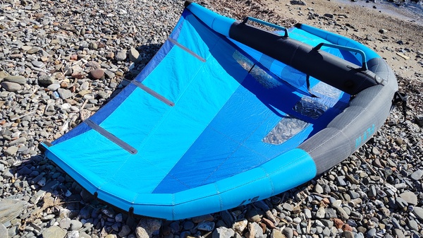 altra - Neil Pryde FLY II