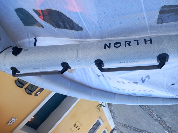 North - Mode