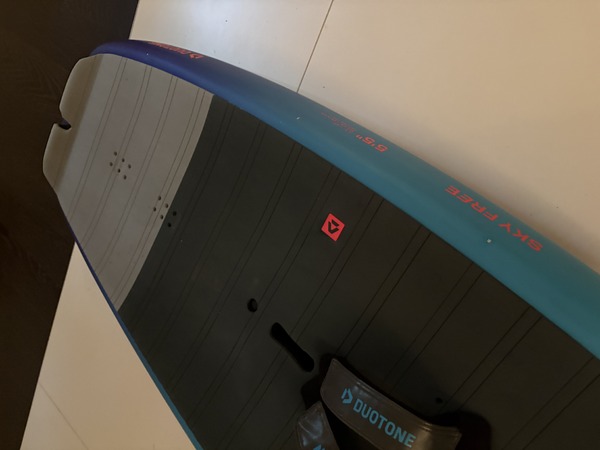 Duotone - sky free 2024 105L