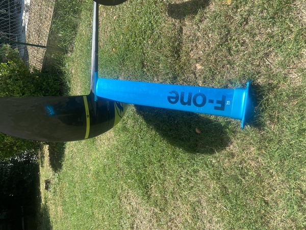 F-One - Gravity carbon 2200
