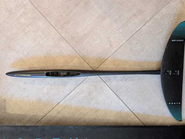 North - Sonar Carbon Foil 1500